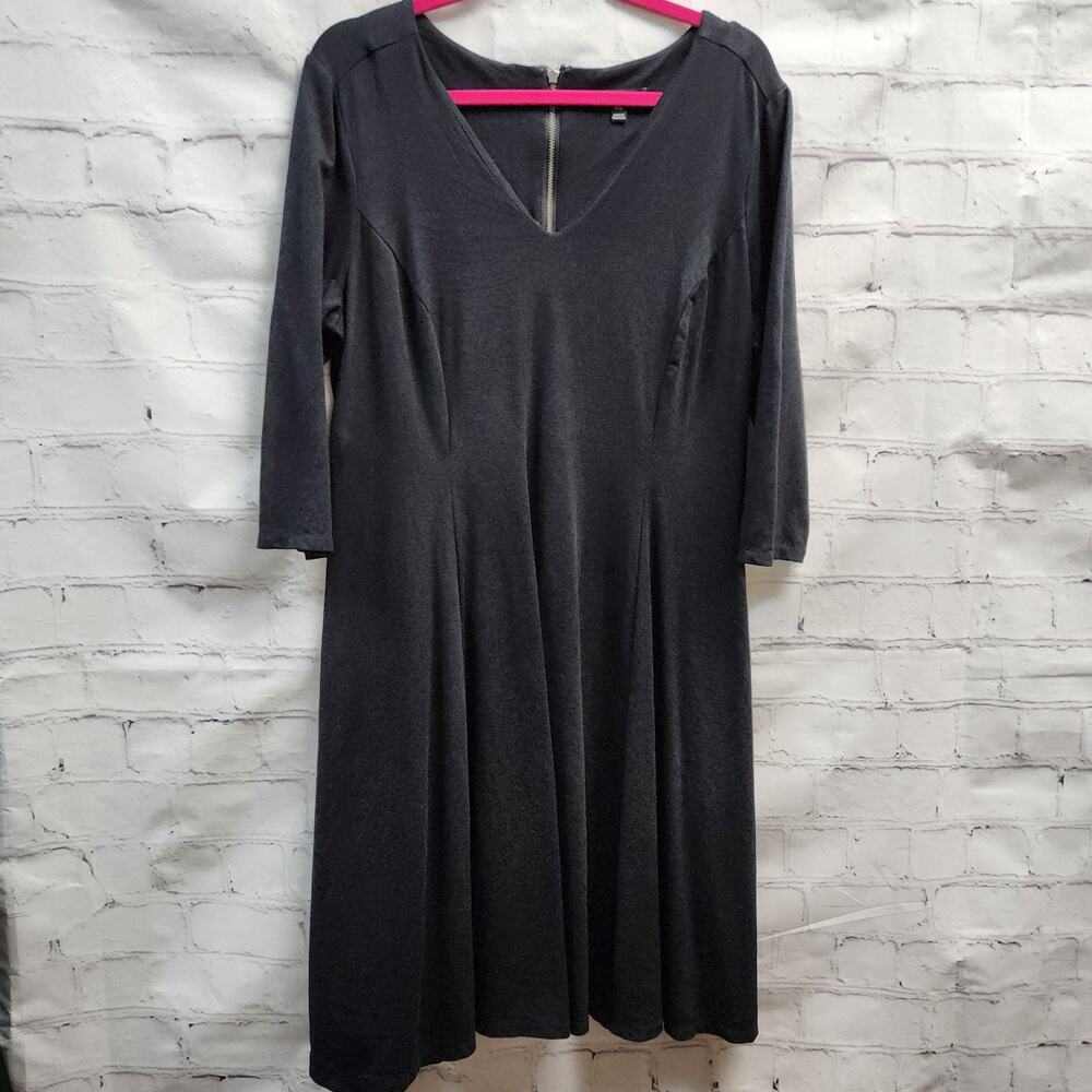 Lane Bryant Black Dress Sz 14/16 fit flair stretch 3/4 sleeve Darts flattering